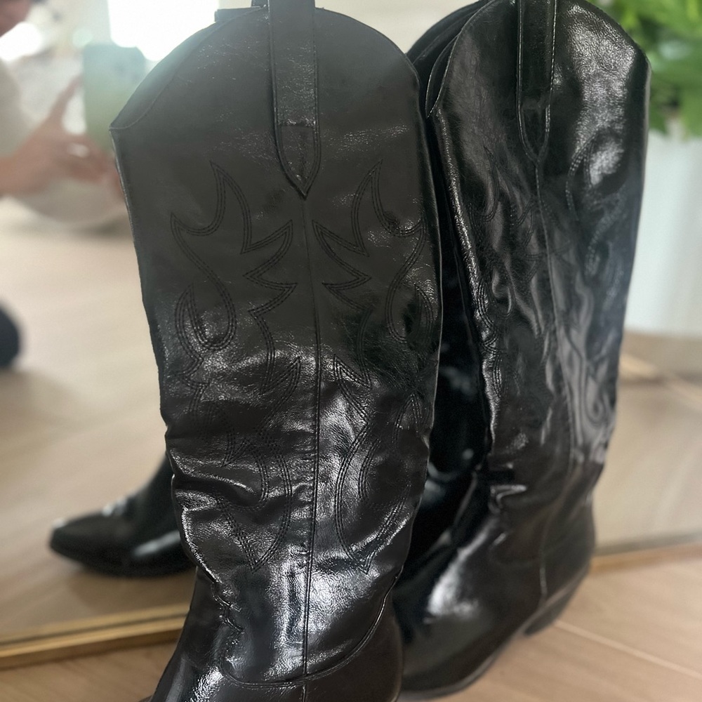 High black cowgirl boots